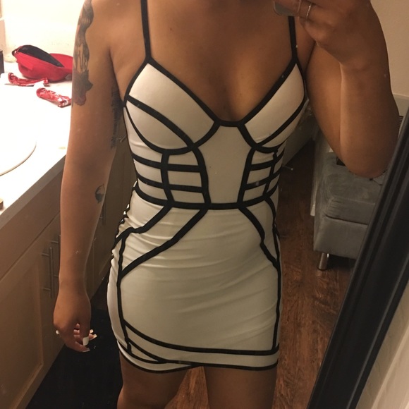 Little White Dress - Picture 2 of 3